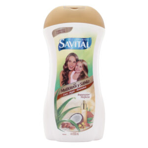 Shampoo Savital con Multióleos y Sábila x 550 mL